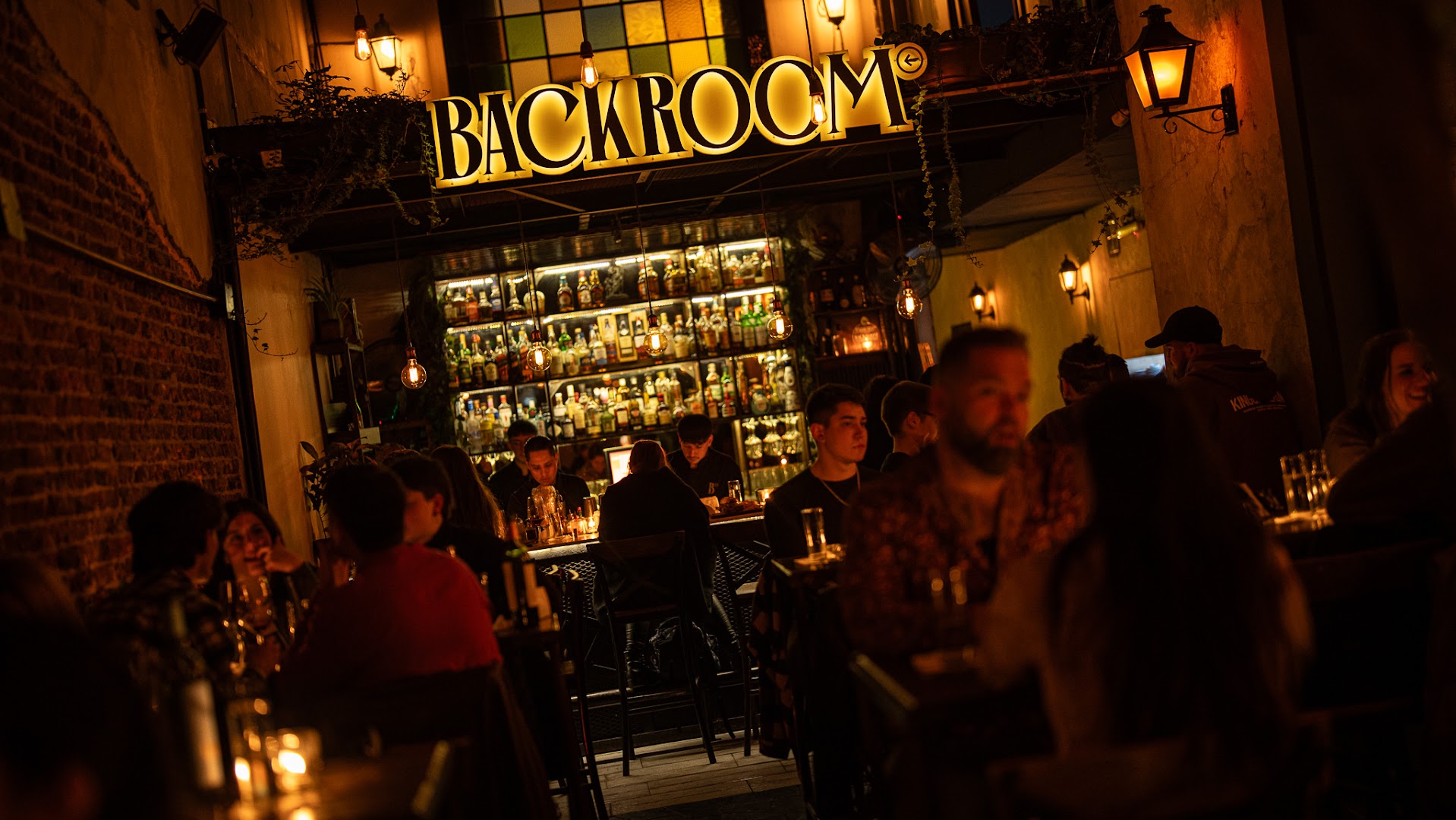 Restaurante Backroom Bar