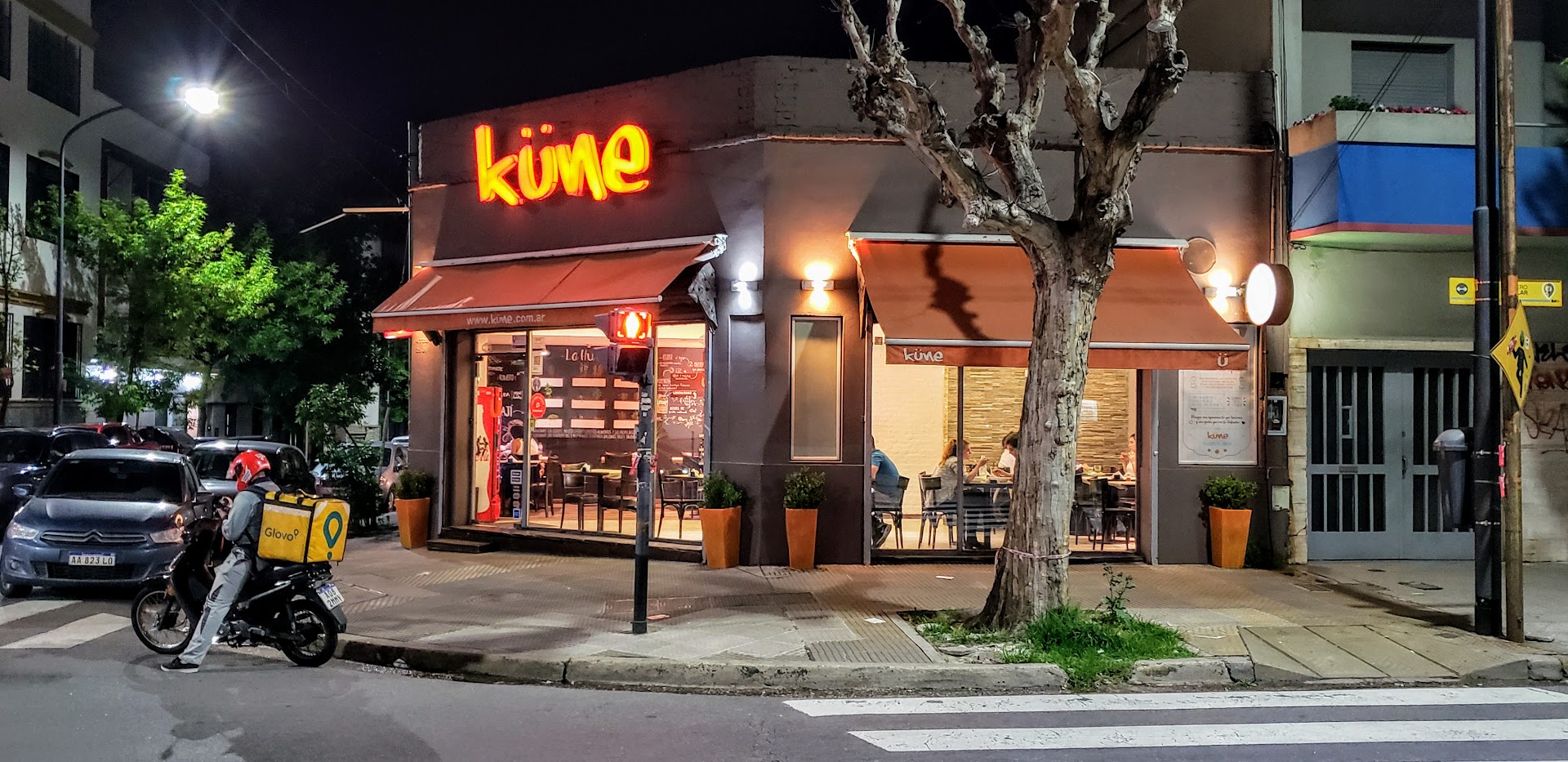 Restaurante Küne - Comidas que hacen bien