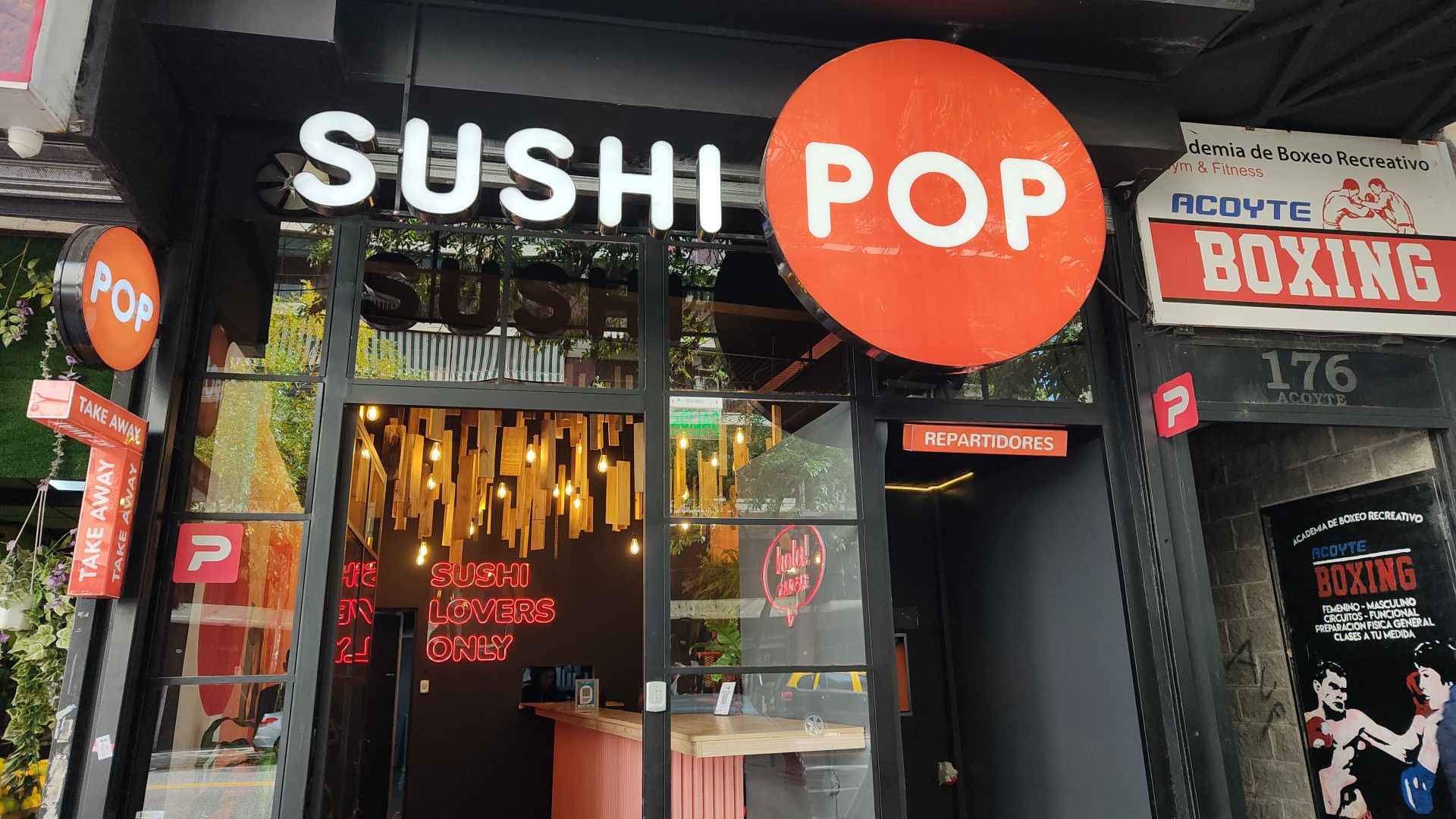 Restaurante Sushi POP Acoyte